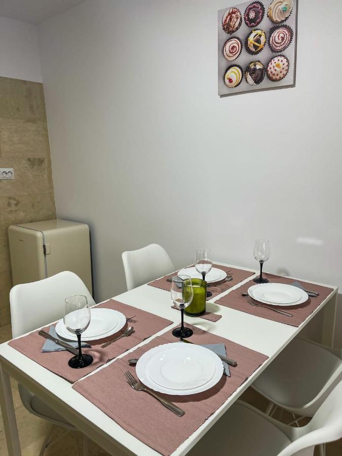 Tudor'S Mountain Retreat Campina Bagian luar foto